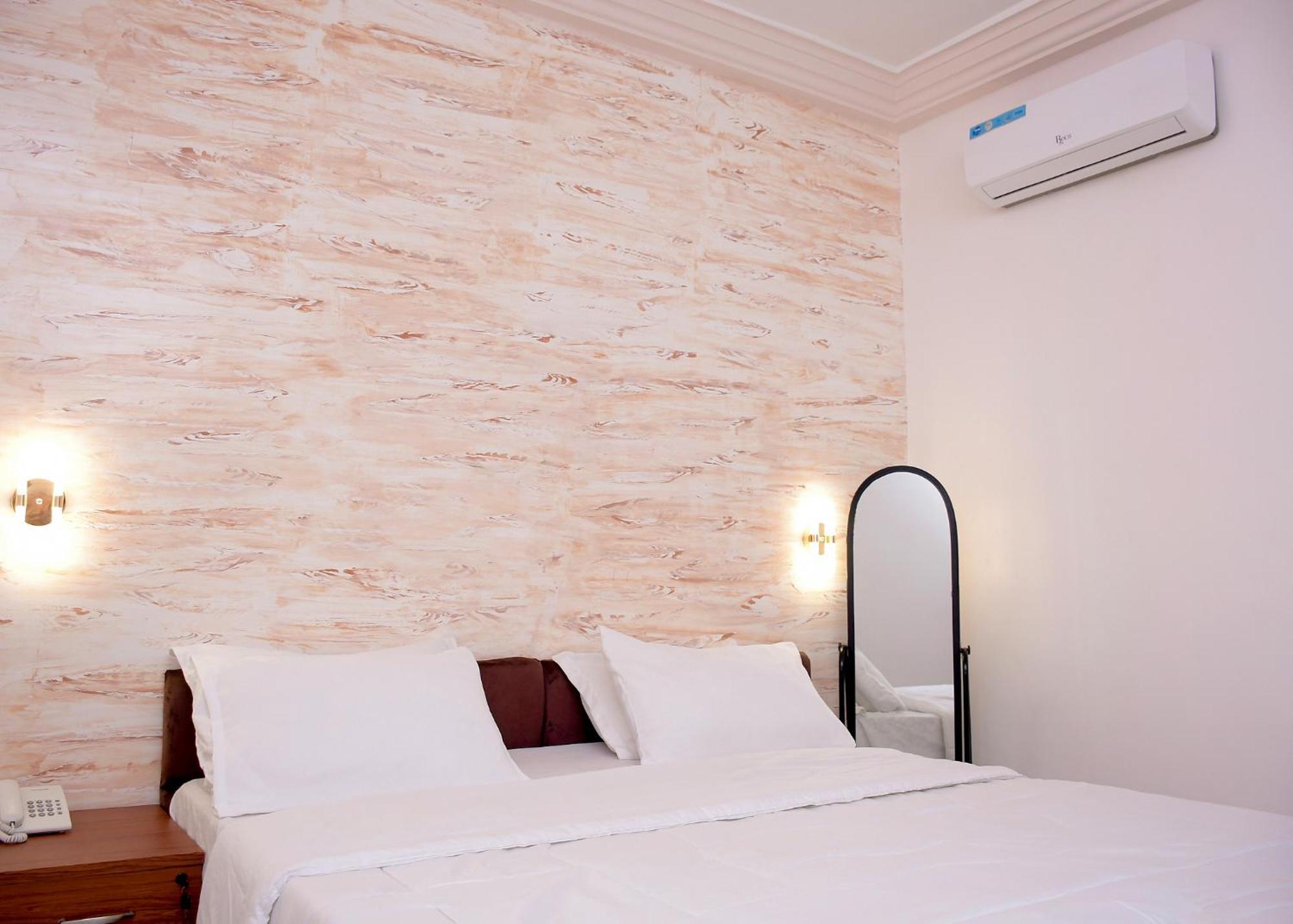 Hotel Mavilla Cotonou Exterior photo