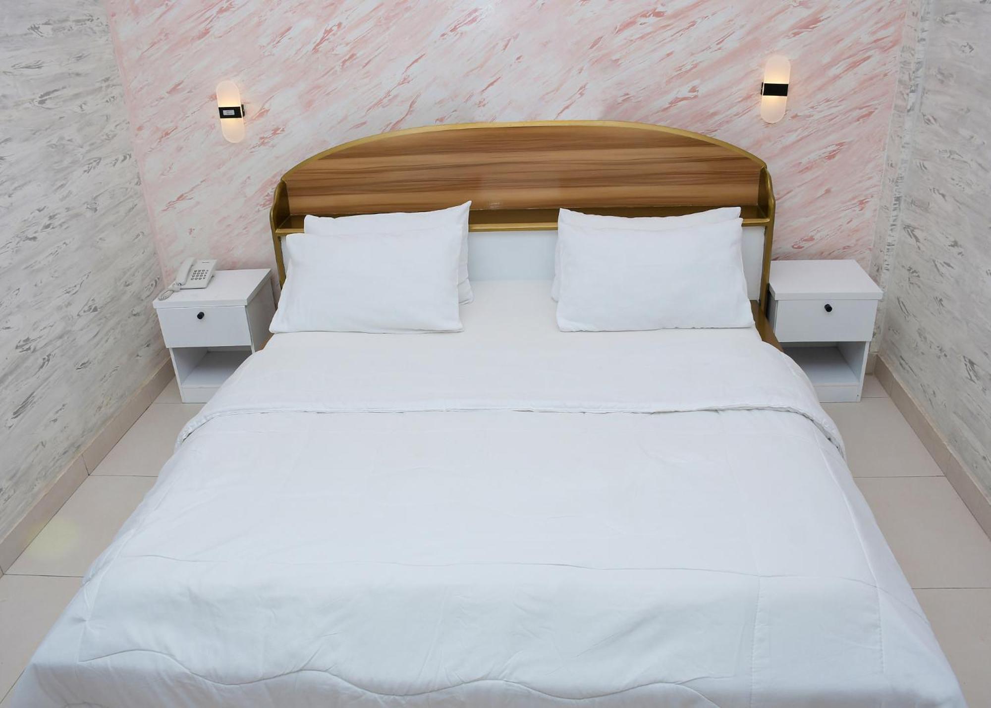 Hotel Mavilla Cotonou Exterior photo