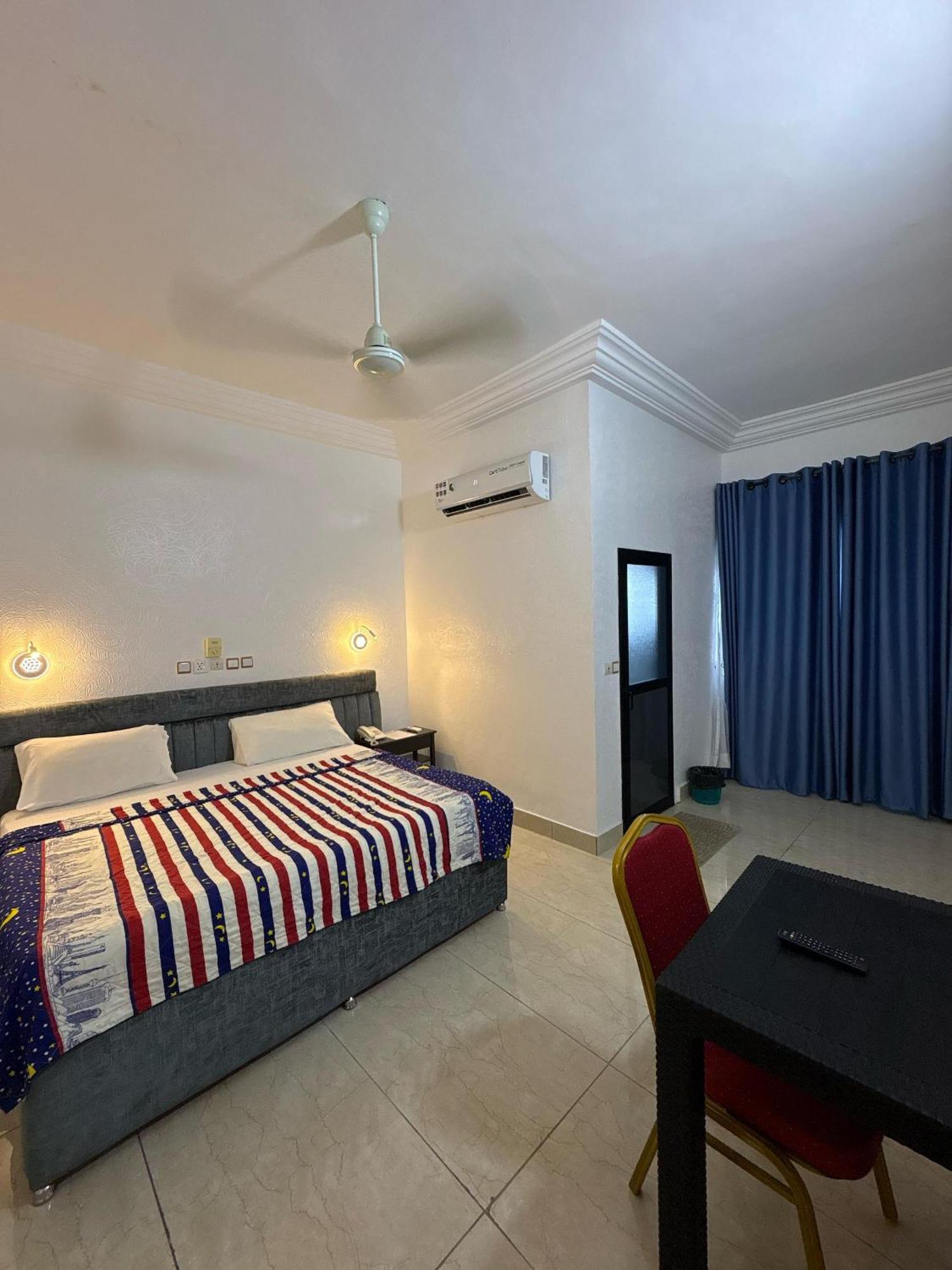 Hotel Mavilla Cotonou Exterior photo