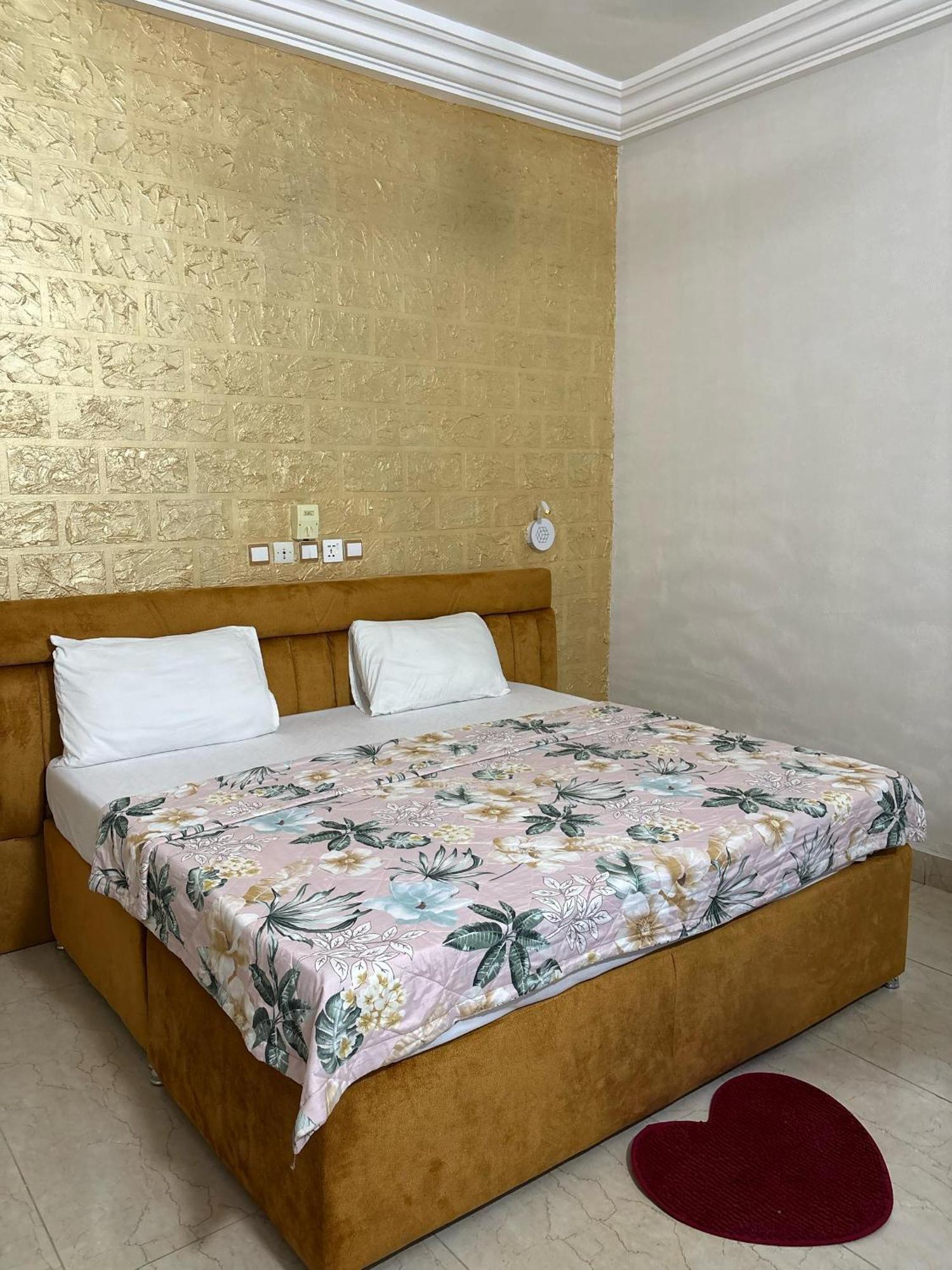 Hotel Mavilla Cotonou Exterior photo